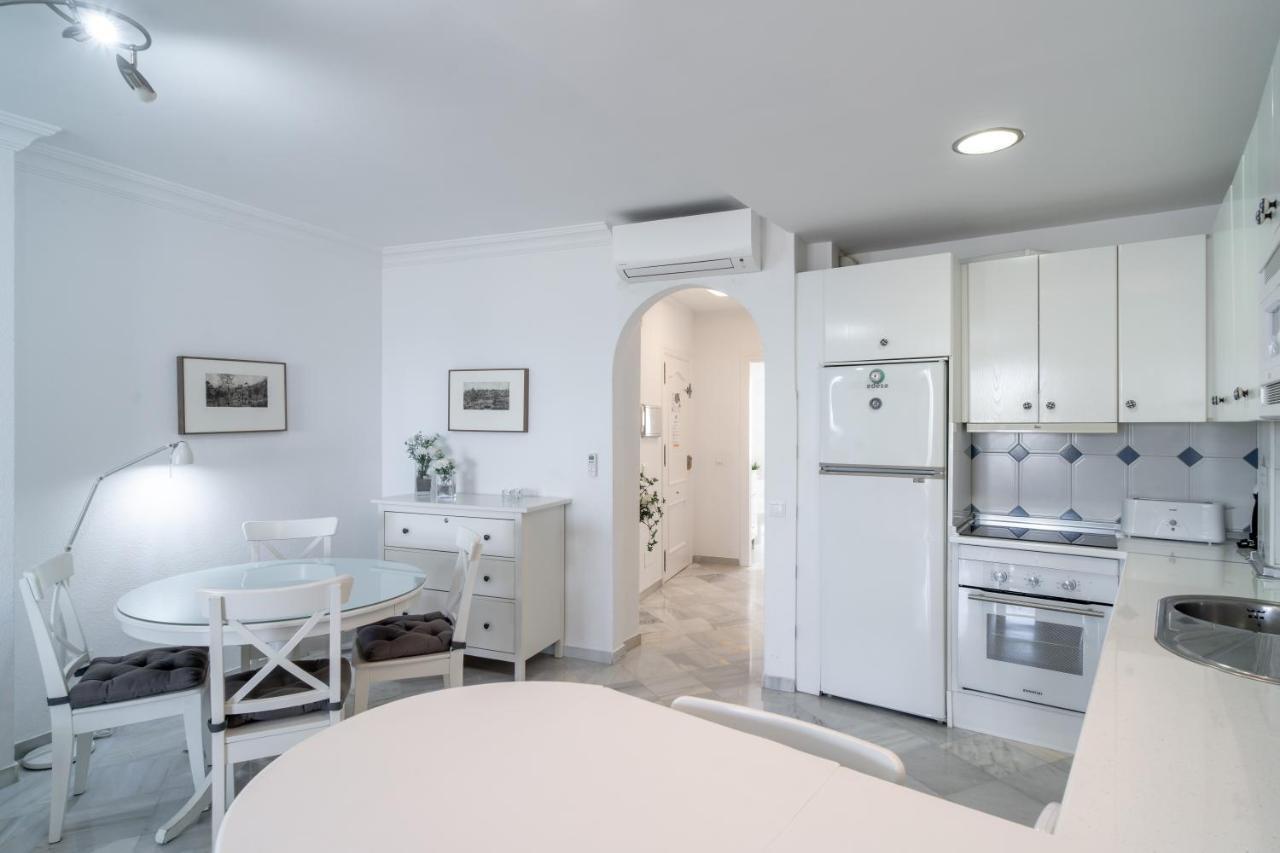 Stella Maris B Casasol Apartments نيرخا المظهر الخارجي الصورة