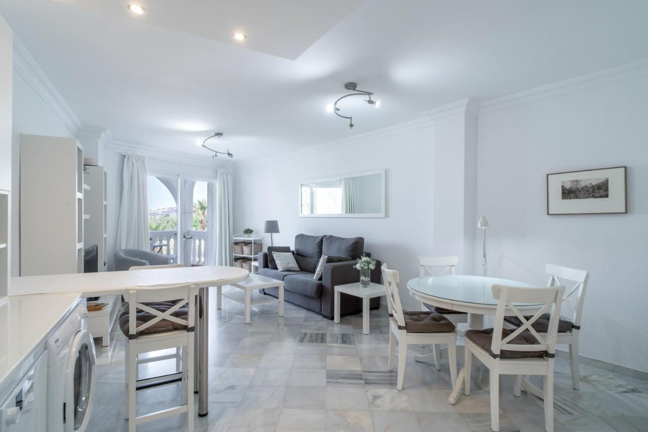 Stella Maris B Casasol Apartments نيرخا المظهر الخارجي الصورة